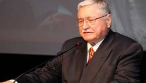 Eski Bakan Hasan Celal Güzel hayatını kaybetti!