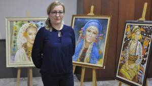 Kadın başı sergisi açıldı