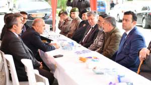 VALİDEN ŞEHİT EVİNE TAZİYE ZİYARETİ