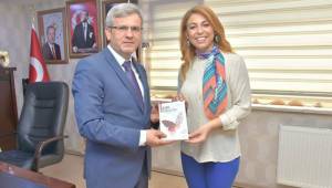 KABUKÇU'DAN ŞİİR KİTABI ARMAĞANI