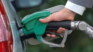 MOTORİNE ZAM GELİYOR