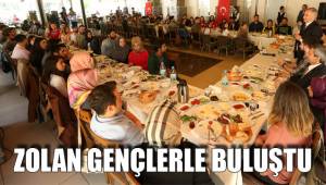 ZOLAN GENÇLERLE BULUŞTU