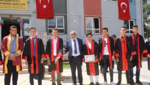 BAKLAN'DA MEZUNİYET SEVİNCİ
