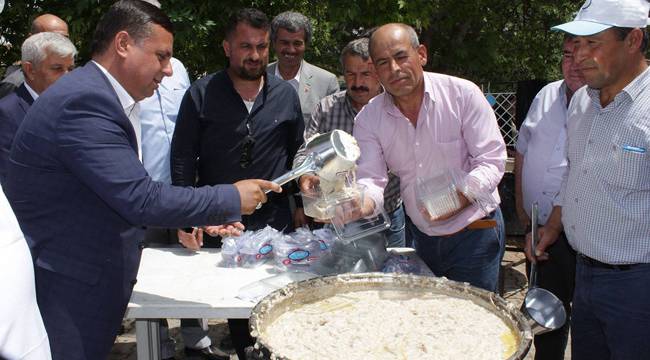 ÇAL’DA HOŞGÖRÜ RÜZGARI ESTİ