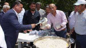 ÇAL’DA HOŞGÖRÜ RÜZGARI ESTİ