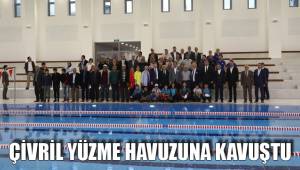 ÇİVRİL YÜZME HAVUZUNA KAVUŞTU