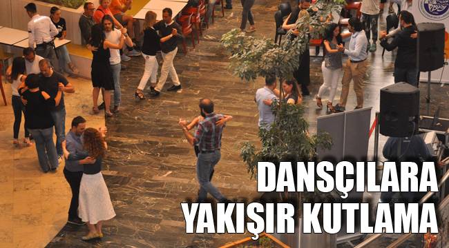 DANSÇILARA YAKIŞIR KUTLAMA