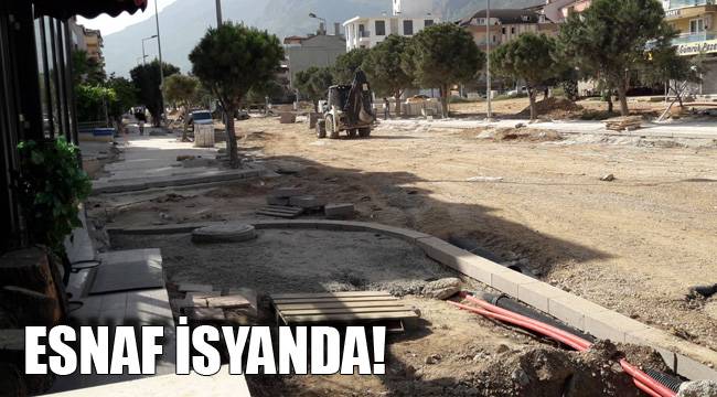 ESNAF İSYANDA