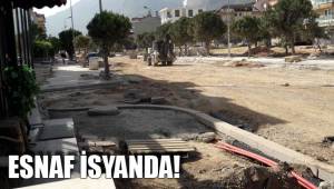 ESNAF İSYANDA