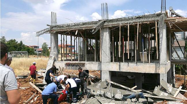 Merkezefendi'de inşaat çöktü: 1 yaralı