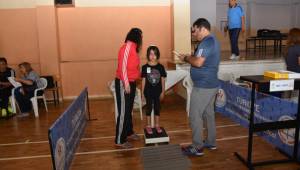 ÖĞRENCİLERE SPORTİF YETENEK TARAMASI YAPILIYOR