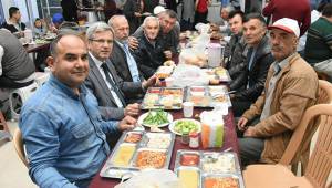 Acıpayam’da gönül sofraları