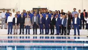HONAZ BÜYÜKŞEHİR’LE KAZANIYOR