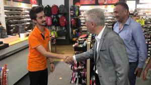 OHAL KALKACAK EMEÇİ HAKKINI ARAYACAK