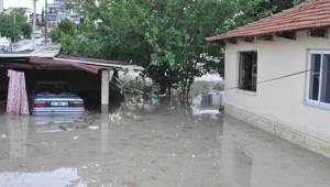 SAĞANAK YAĞIŞ ETKİLİ OLDU