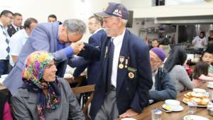 TAVAS'TA ŞEHİT YAKINLARI VE GAZİLER UNUTULMADI