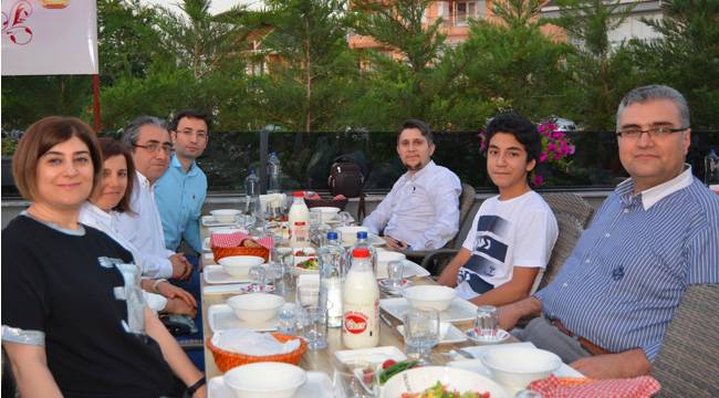 TEKDEN'DEN GELENEKSEL İFTAR BULUŞMASI