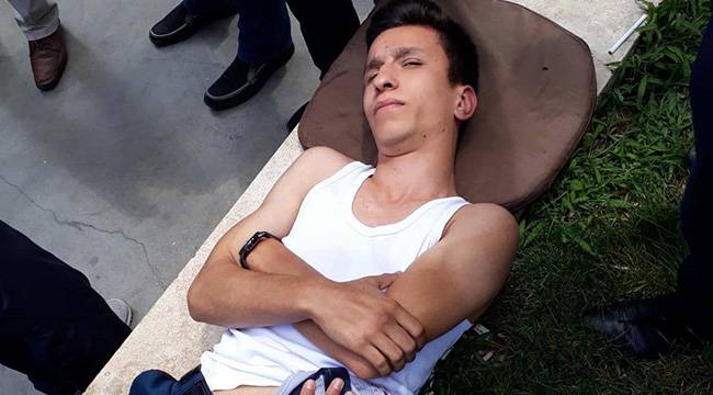 Telefonu vermeyince bıçaklandı