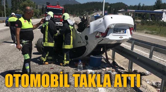 BARİYERLERE ÇARPAN OTOMOBİL TAKLA ATTI