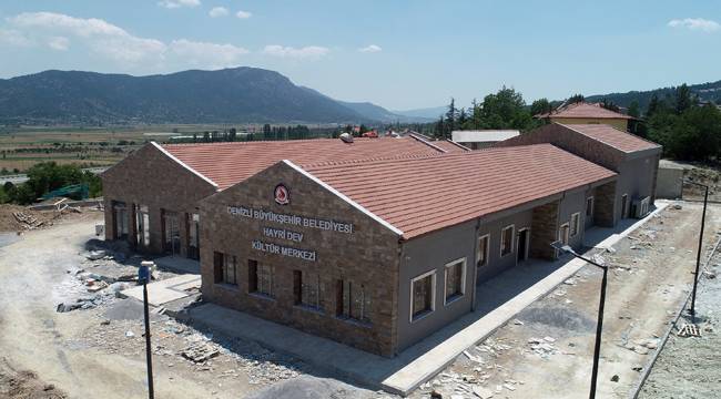 ÖLÜMSÜZLEŞİYOR