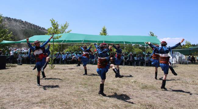 YORAN YAYLA ŞENLİKLERİ YAPILDI