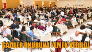 GAZİLER ONURUNA YEMEK VERİLDİ