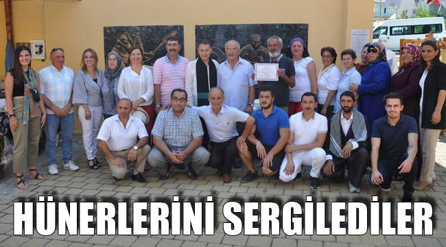 HÜNERLERİNİ SERGİLEDİLER
