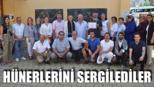 HÜNERLERİNİ SERGİLEDİLER