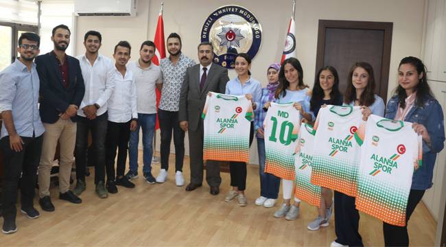 Öğrencilerden Demir’e ziyaret