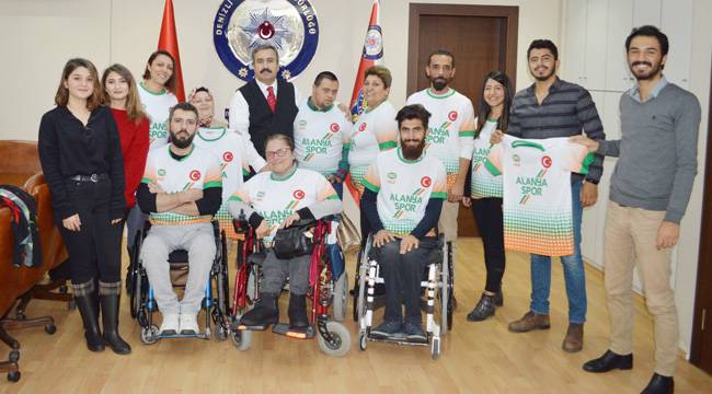 Özel insanlardan Demir’e ziyaret