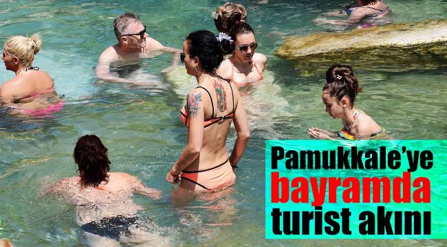 Pamukkale’ye bayramda turist akını