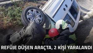 Refüje düşen araçta, 2 kişi yaralandı