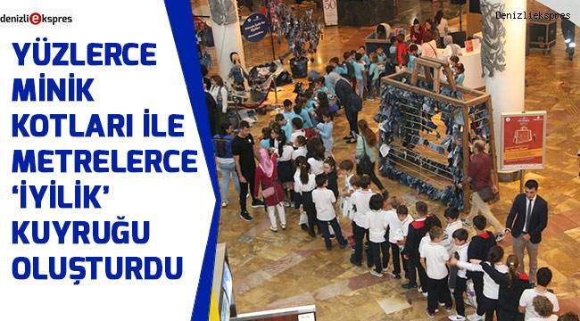 Yüzlerce minik kotları ile metrelerce ‘iyilik’ kuyruğu oluşturdu