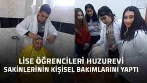 Lise öğrencileri huzurevi sakinlerinin kişisel bakımlarını yaptı