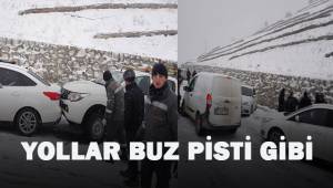Buz pistine dönen yolda 20’ye yakın araç birbirine girdi