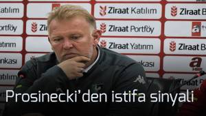 Prosinecki'den istifa sinyali