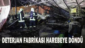 Alevlerin ardından deterjan fabrikası harabeye döndü