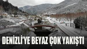 Denizli'yi kaplayan beyaz örtü kendine hayran bıraktırdı