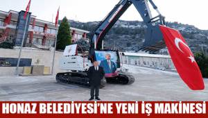 Honaz Belediyesi, araç filosuna yeni bir iş makinesi daha ekledi.