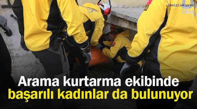 Arama kurtarma gönüllüleri enkaz altından yaralıyı kurtardı