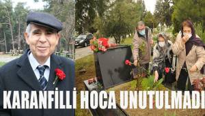 Denizli'nin Karanfilli Hoca'sı unutulmadı