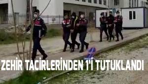 Motosikletli zehir tacirlerinden 1’i tutuklandı