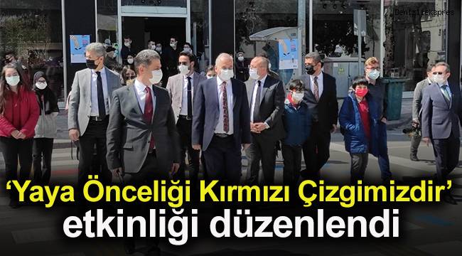 Vali Atik yaya önceliğinin farkındalığı için miniklerle yaya geçidinden karşıya geçti