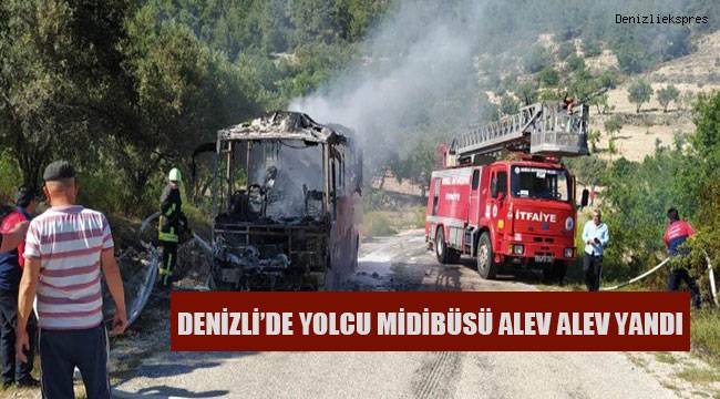 Denizli'de yanan midibüs kullanılamaz hale geldi