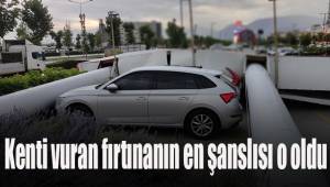 Kenti vuran fırtınanın en şanslısı o oldu