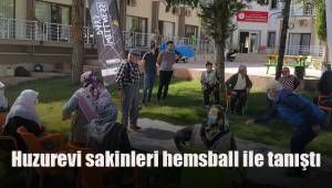 Huzurevi sakinleri hemsball ile tanıştı