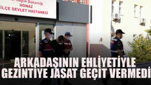 Benzerinin ehliyetiyle gezintisi tanıdık jandarmaya denk gelince sona erdi