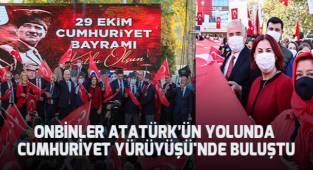 On binler Atatürk’ün Yolunda Cumhuriyet Yürüyüşü'nde buluştu