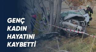 Otomobilde sıkışan kadın, hastanede hayatını kaybetti