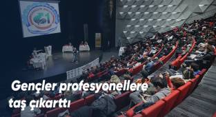 Gençlik Meclisinden 9. Münazara Turnuvası